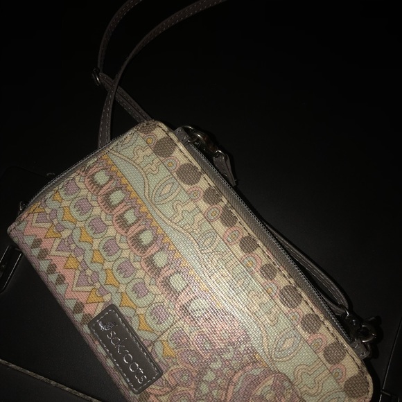 Sakroots crossbody purse - Picture 3 of 5